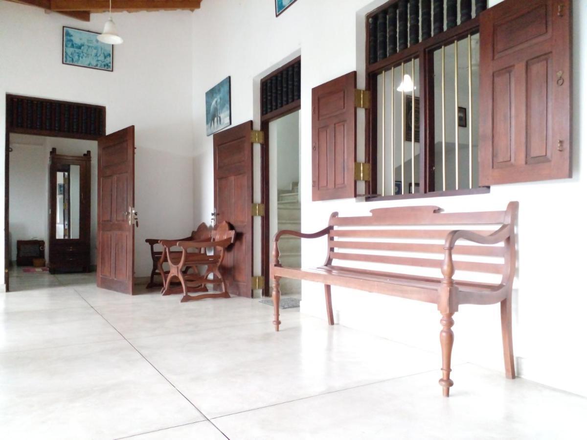 Muduna Walawwa Resort Kandy Kültér fotó