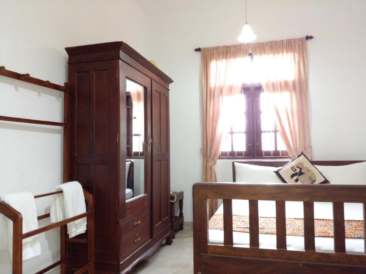 Muduna Walawwa Resort Kandy Kültér fotó