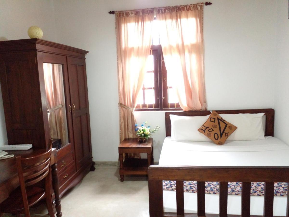 Muduna Walawwa Resort Kandy Kültér fotó