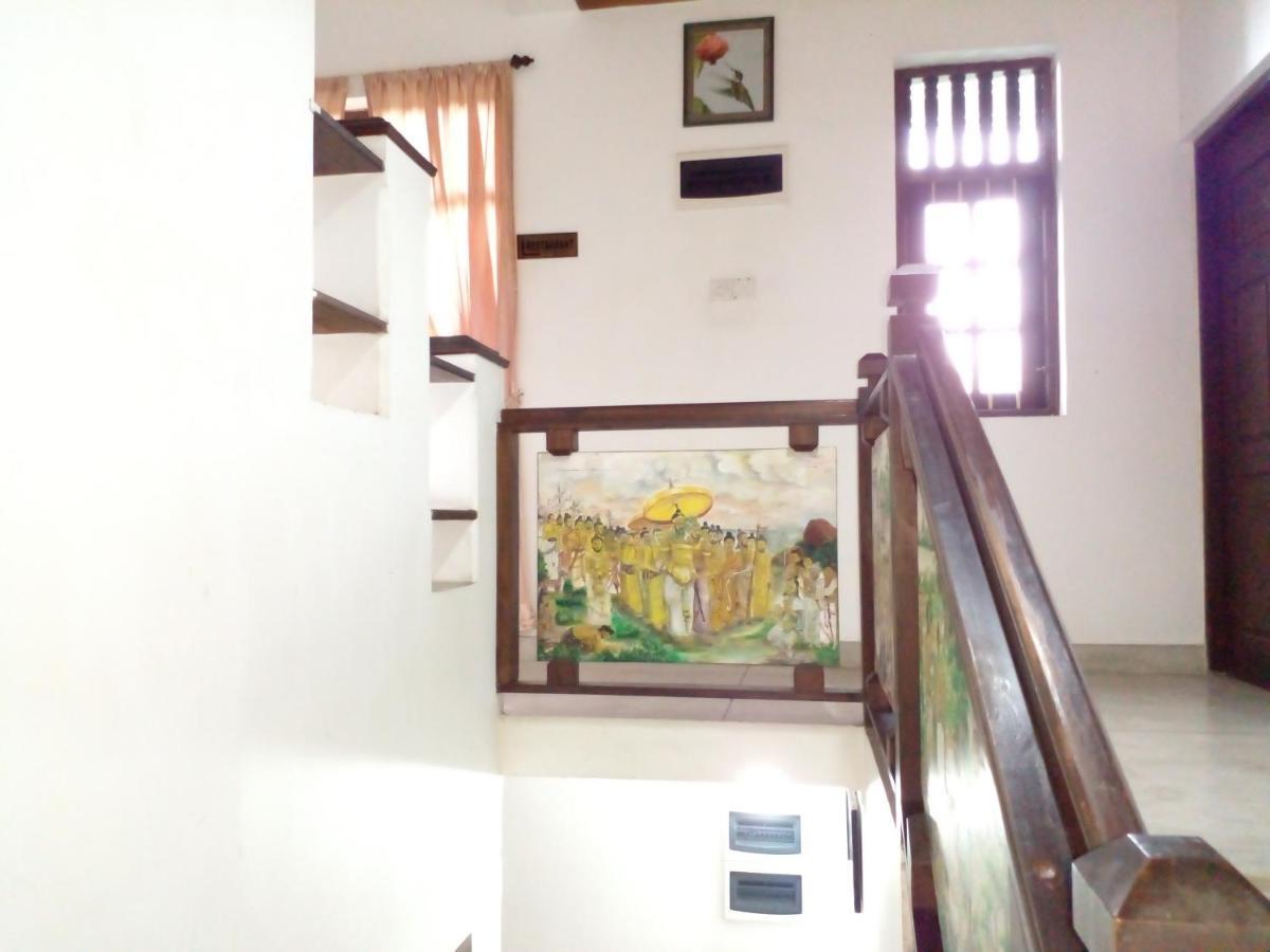 Muduna Walawwa Resort Kandy Kültér fotó