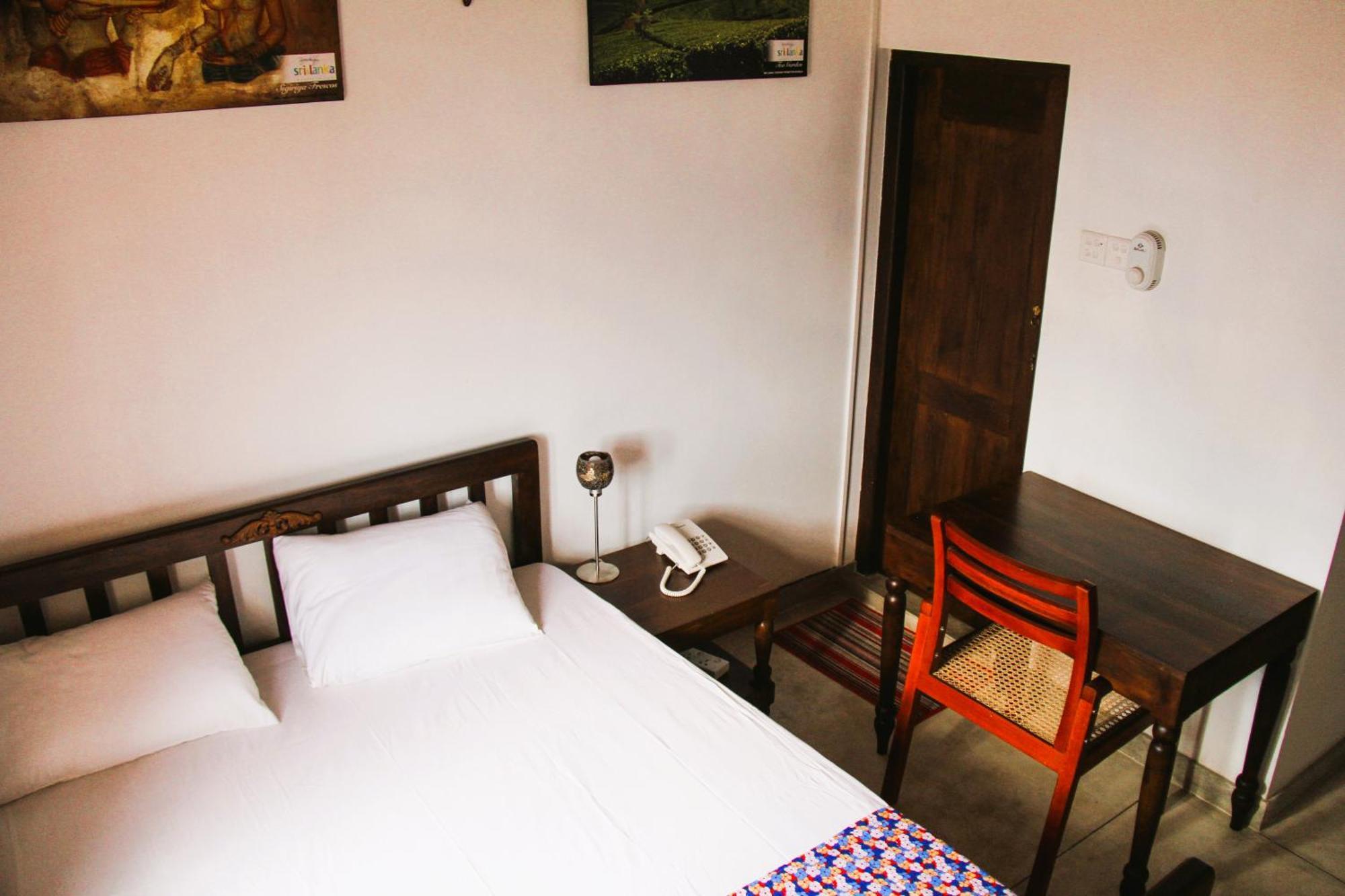 Muduna Walawwa Resort Kandy Kültér fotó