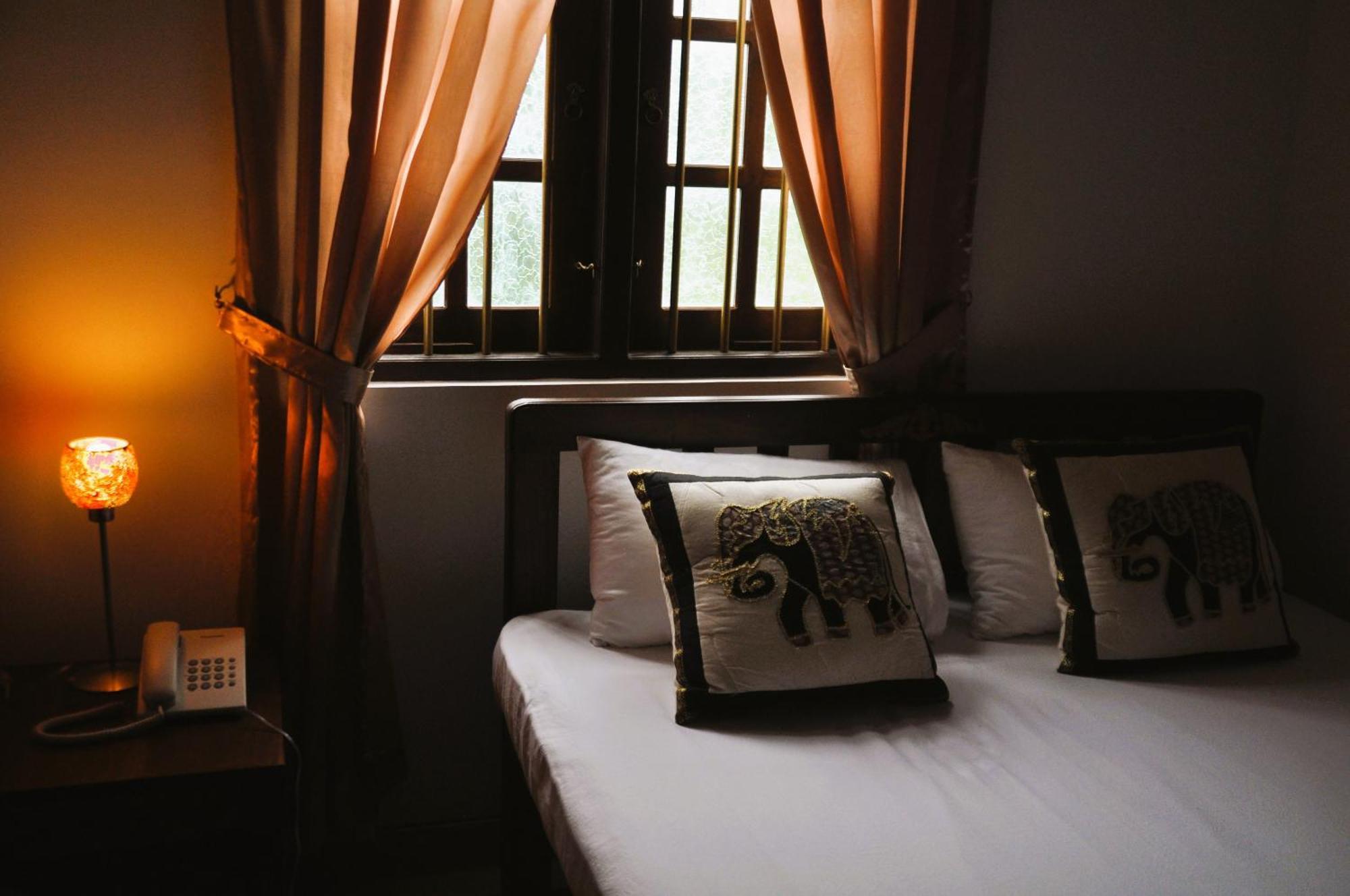Muduna Walawwa Resort Kandy Kültér fotó